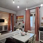 Casa Raineri 200 Mt Dal Mare דירה *