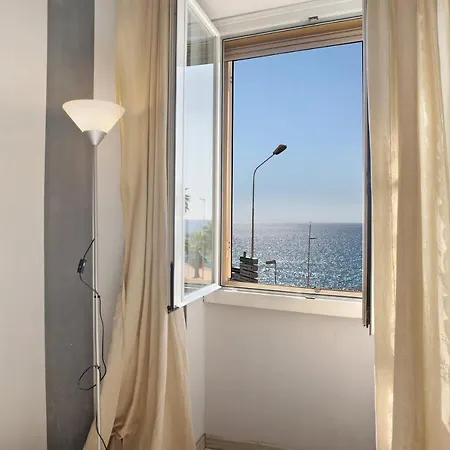 Casa Raineri 200 Mt Dal Mare Apartment *