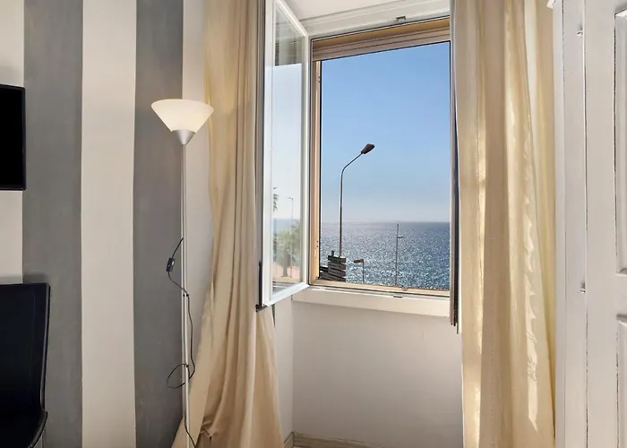 Casa Raineri 200 Mt Dal Mare Lägenhet *