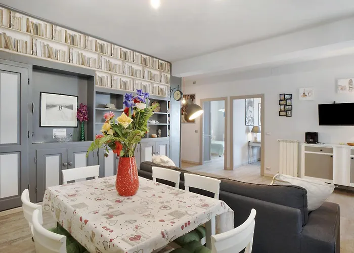 Casa Raineri 200 Mt Dal Mare Lägenhet *